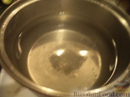 Фото приготовления рецепта: Хрустящие малосольные огурцы на зиму - шаг №2