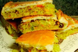 Заливной капустный пирог с болгарским перцем